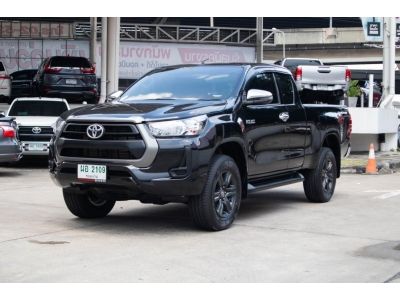 โตโยต้าชัวร์ ฟรีดาวน์ ผ่อนเดือนละ 9xxx บาท Toyota Revo C-cab 2.4 Entry Pre M/T ปี 20